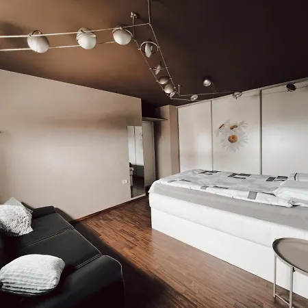 Apartma Udoni *
